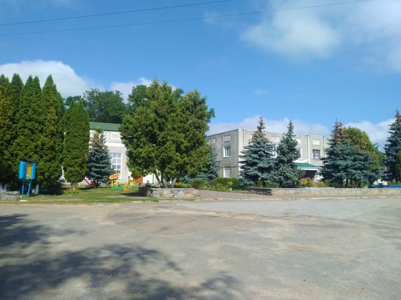 Село Кмитів