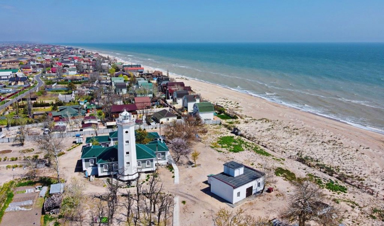 Белосарайская коса снять жилье. Белосарайская коса Мариуполь. Азовское море Белосарайская коса. Море Белосарайская коса. Белосарайская коса Донецкая.