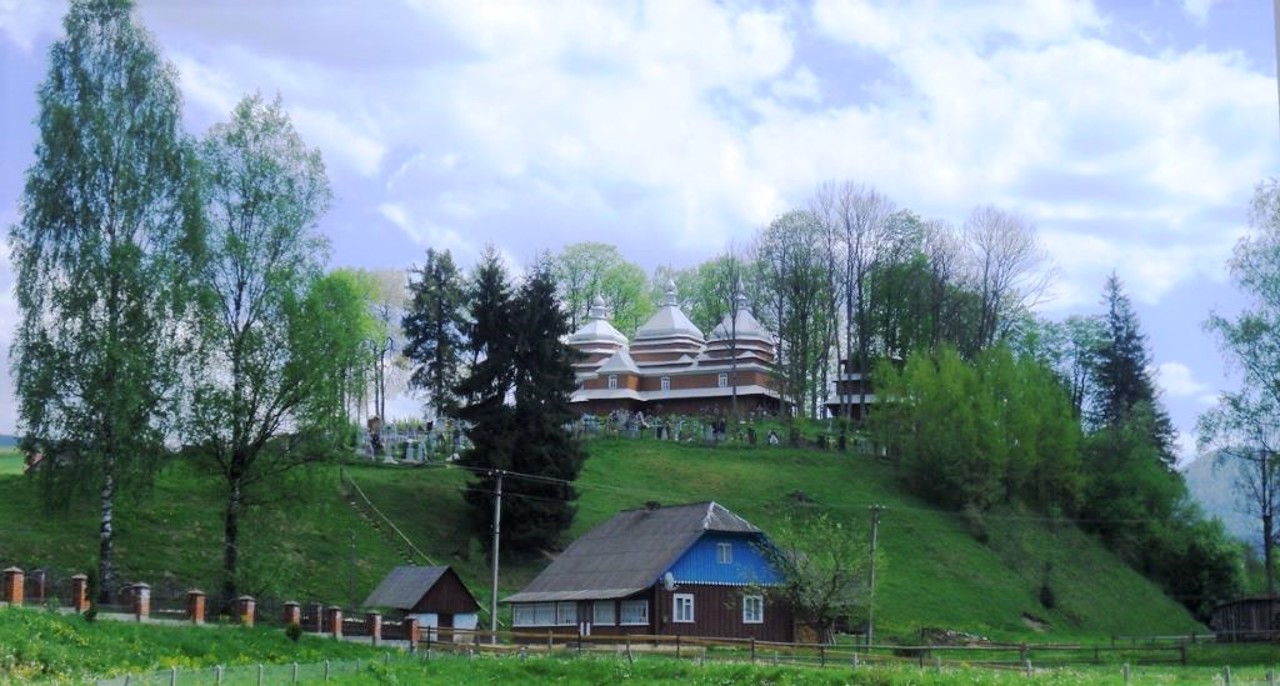 Volosianka village