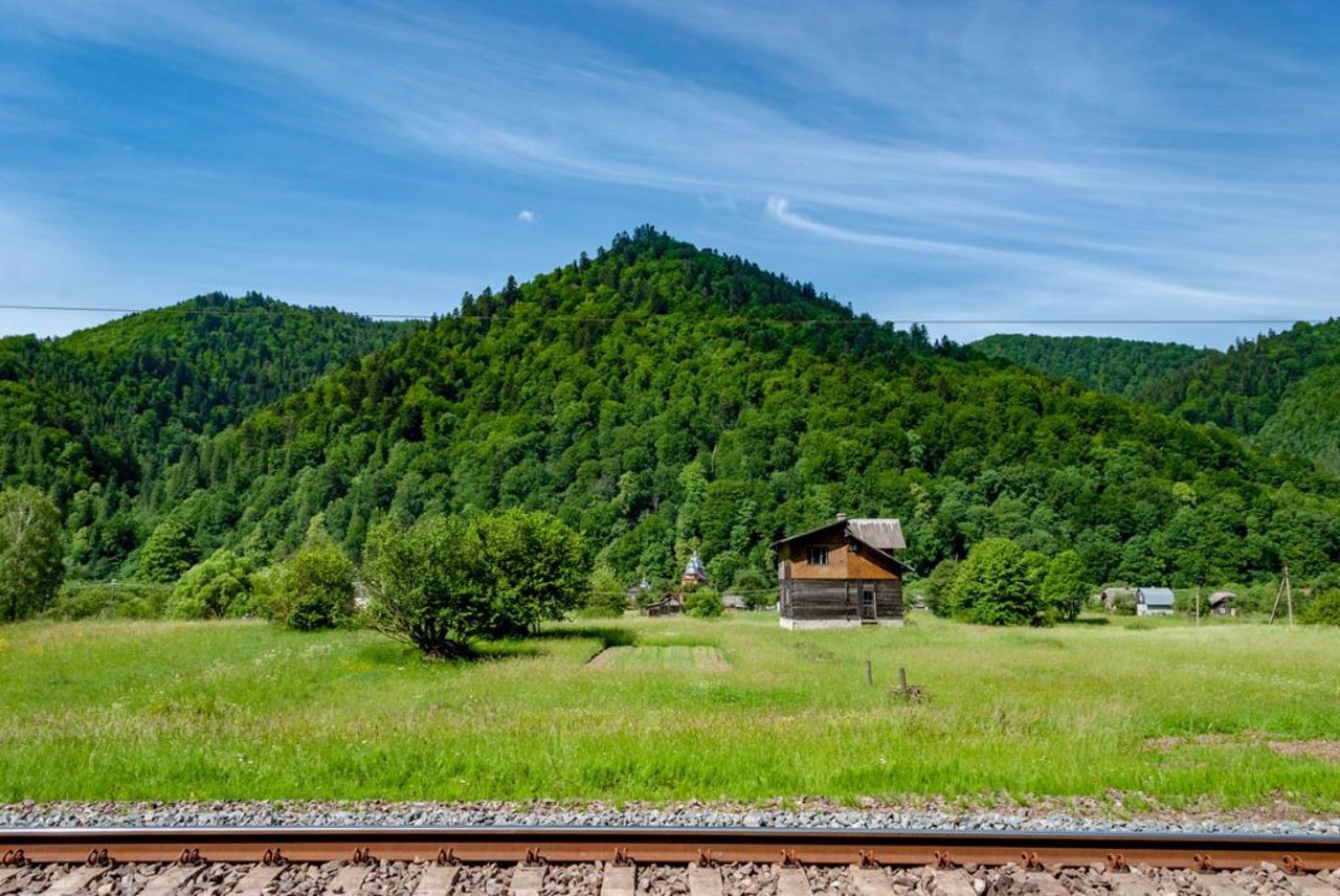 Hrebeniv village