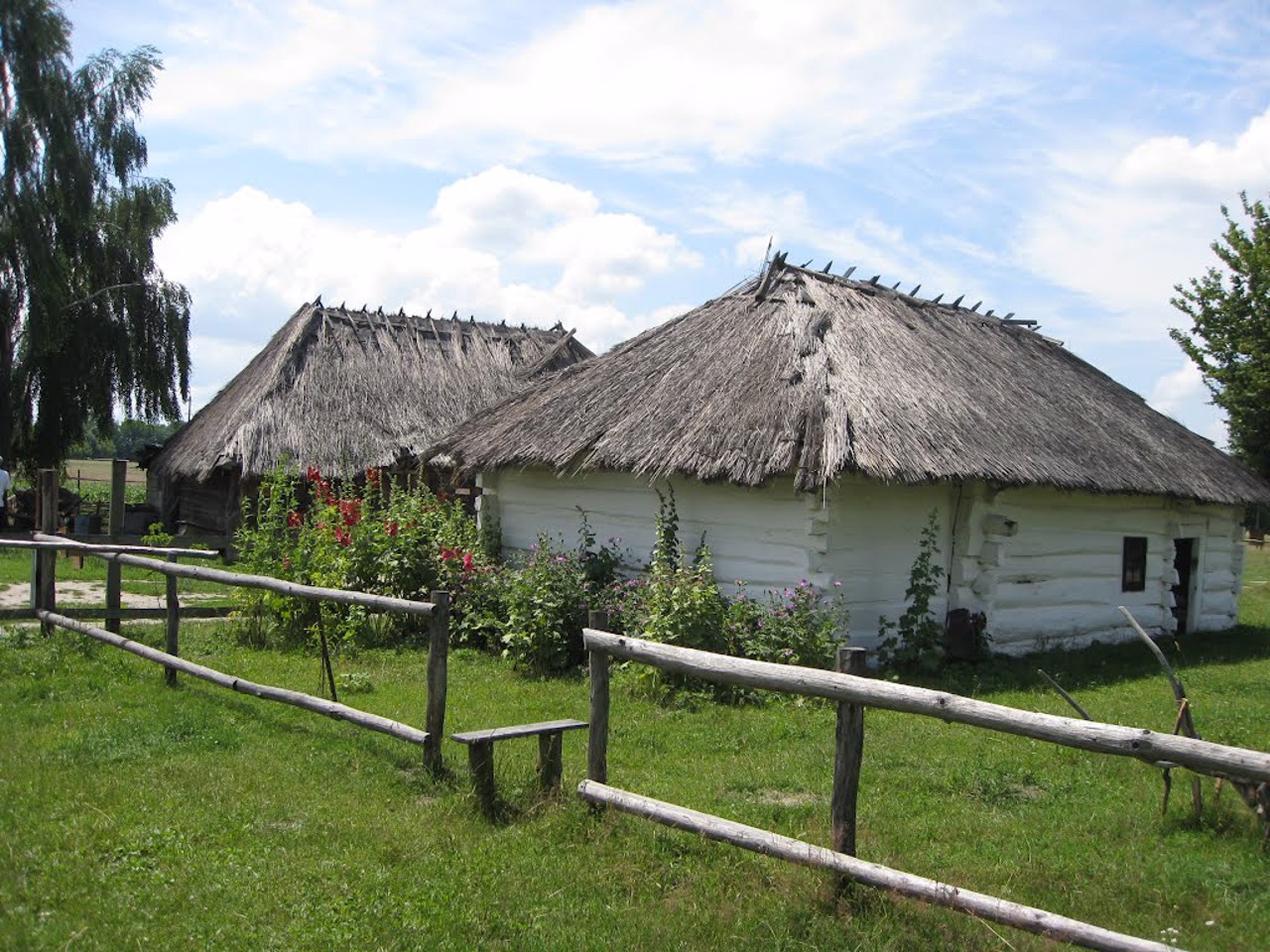 Rokyni village