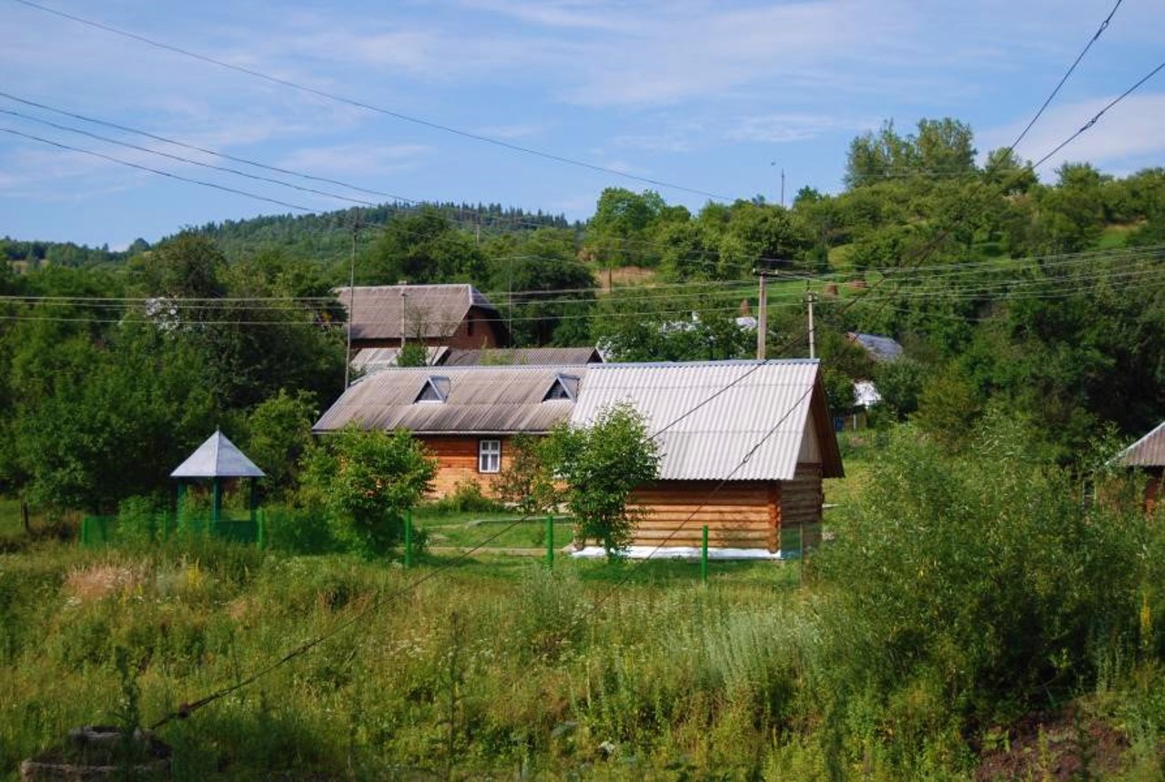 Verkhnia Stynava village