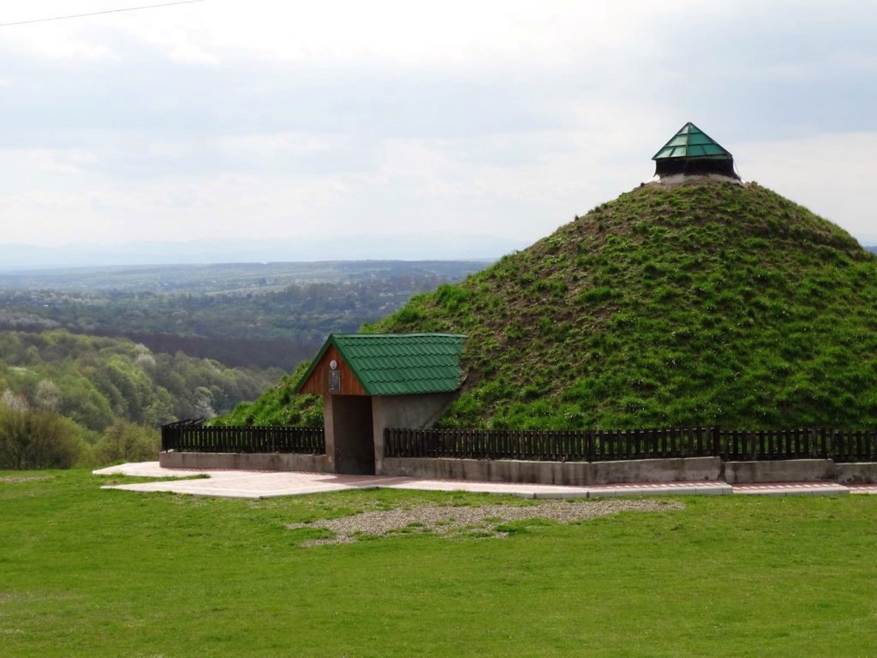 Село Крылос