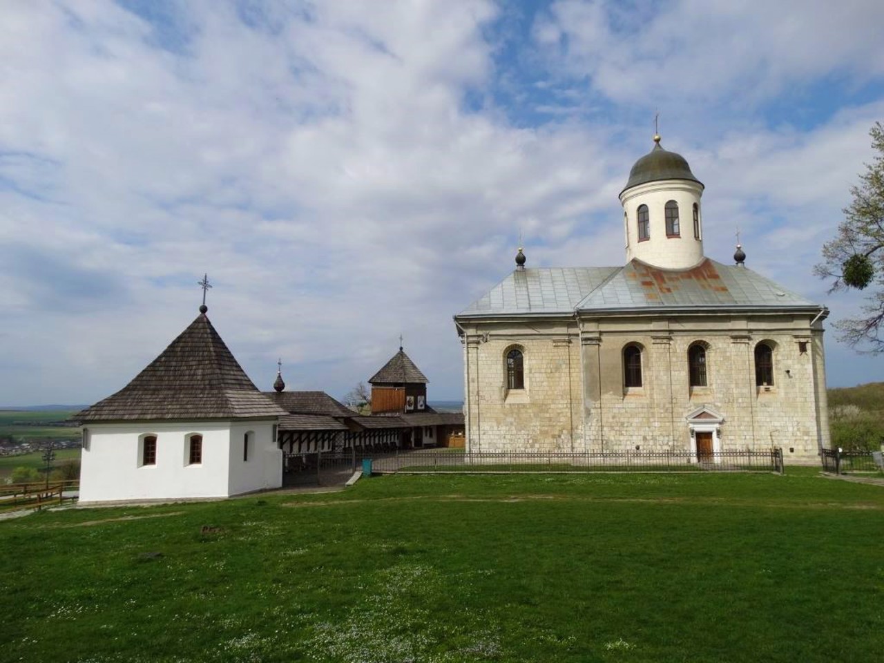 Село Крылос