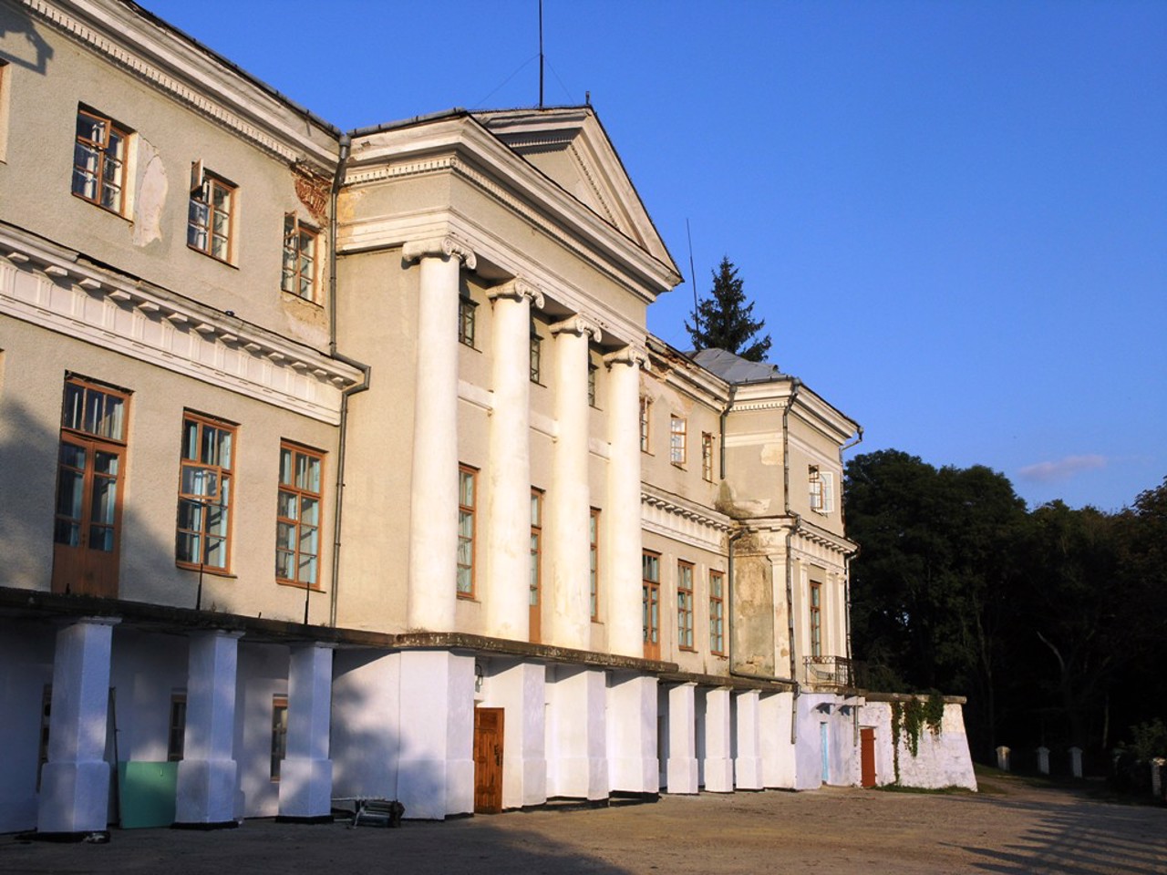 Murovani Kurylivtsi village