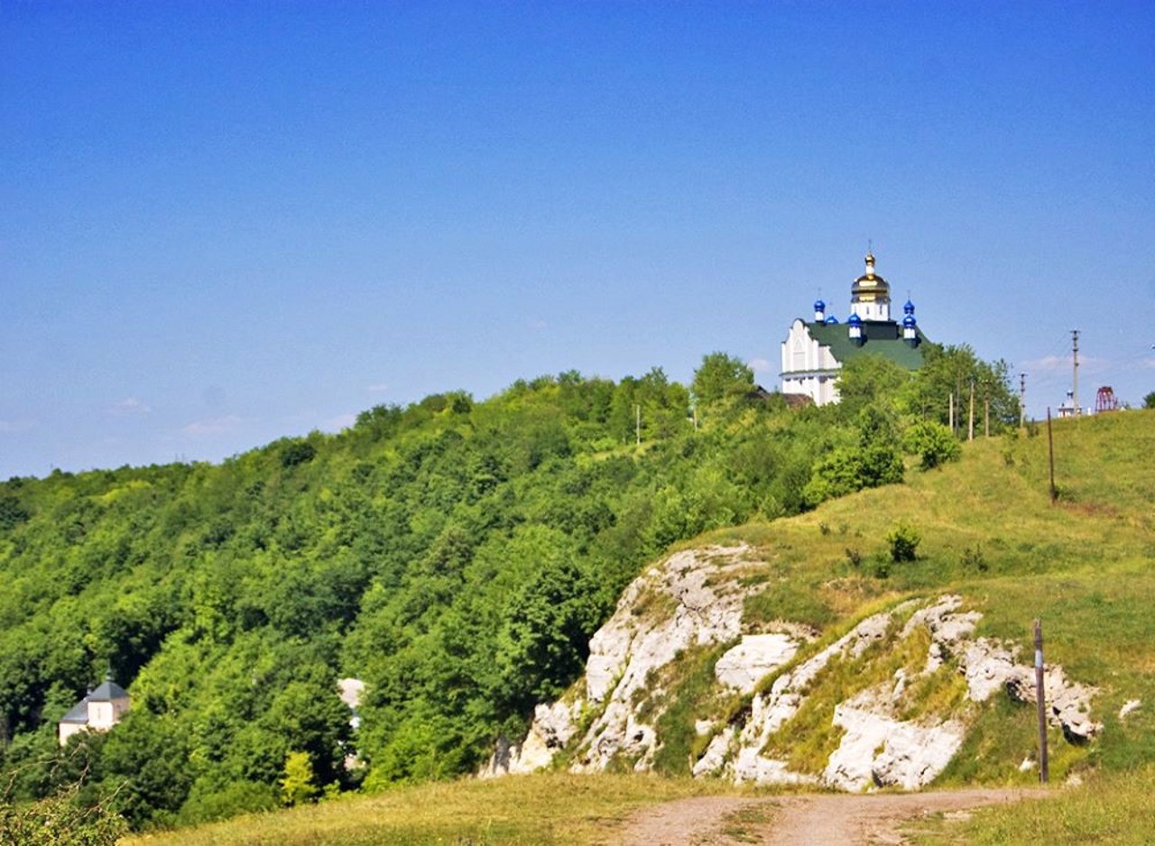 Khreshchatyk village, Chernivtsi region