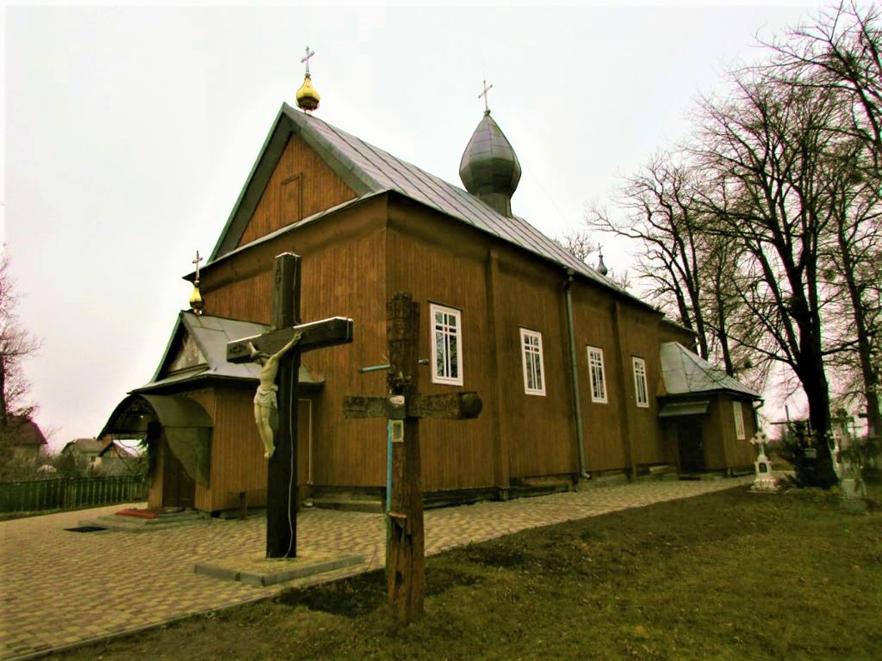 Volia-Zaderevatska village