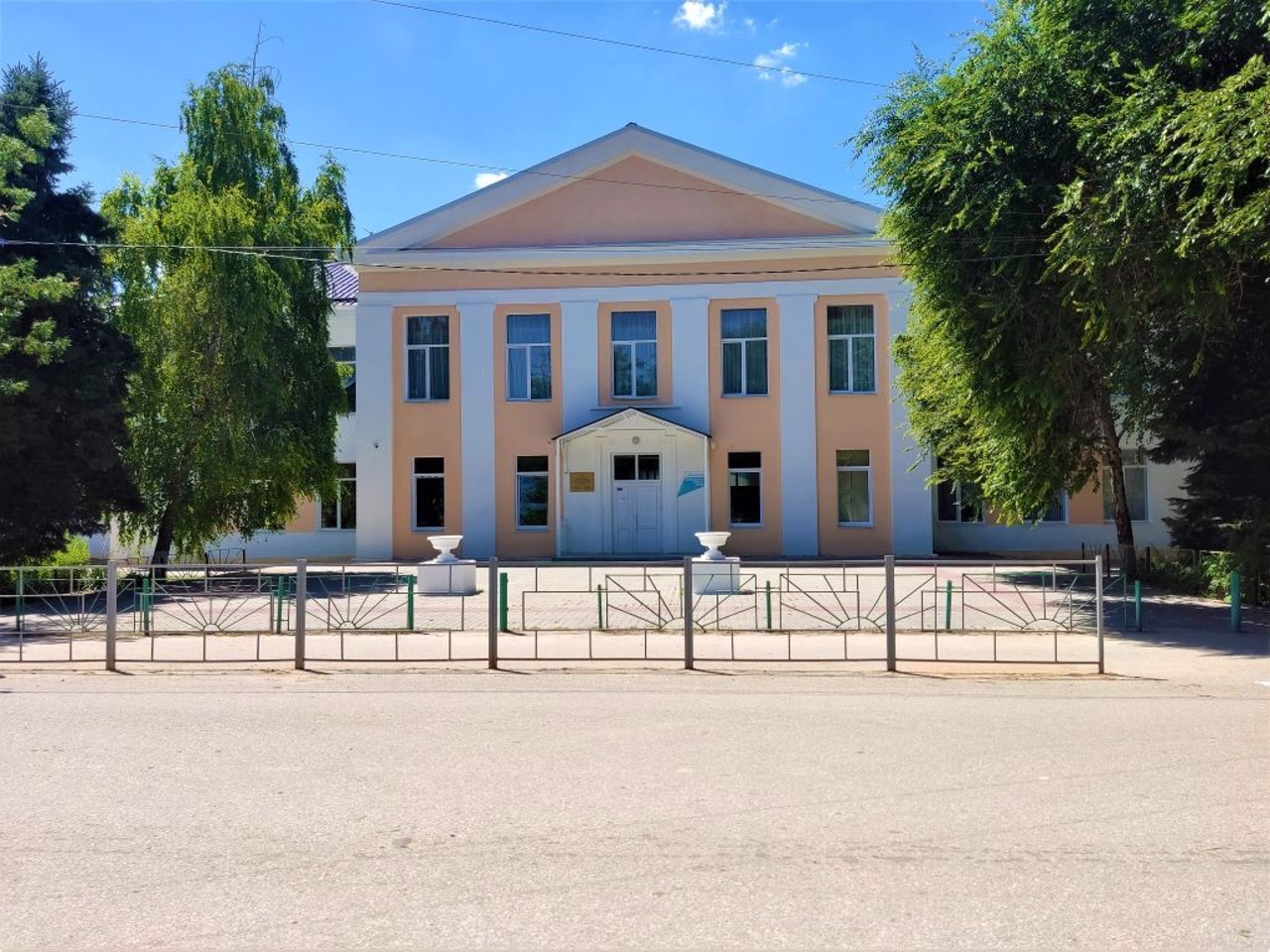 Rozdolne village, Crimea