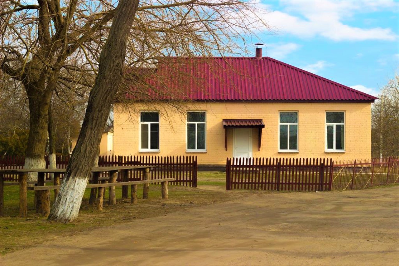 Kardashynka village