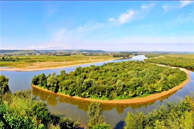 Село Маріямпіль