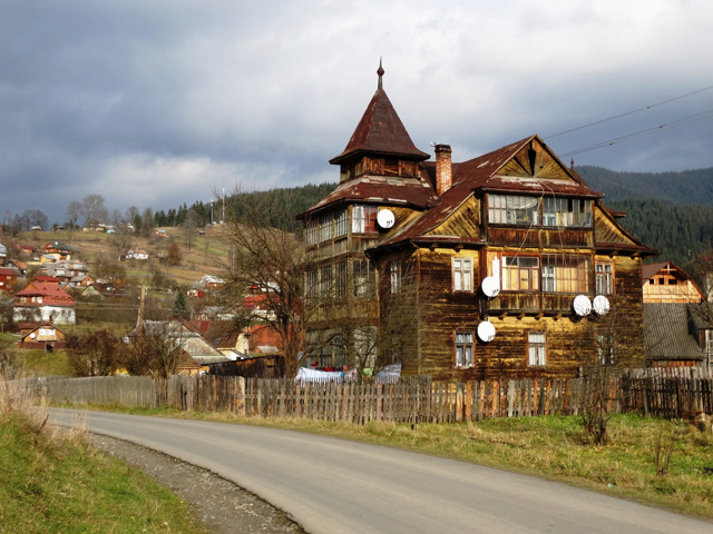 Карпаты Верховина село Красник