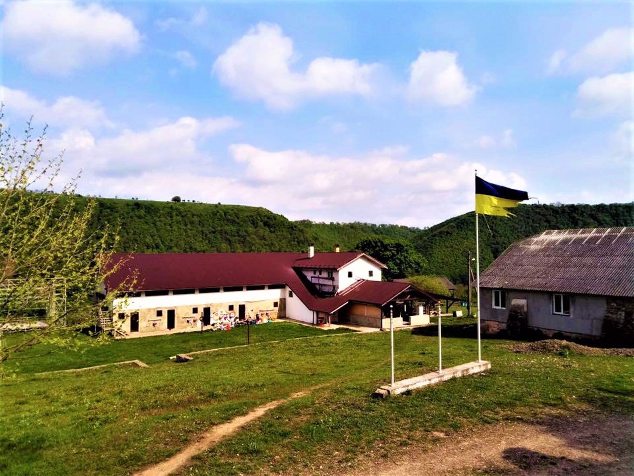 Село Уніж
