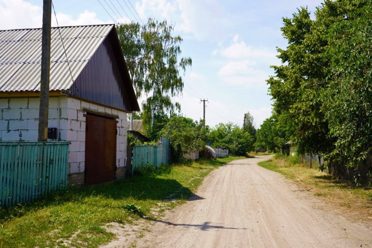Shestovytsia village