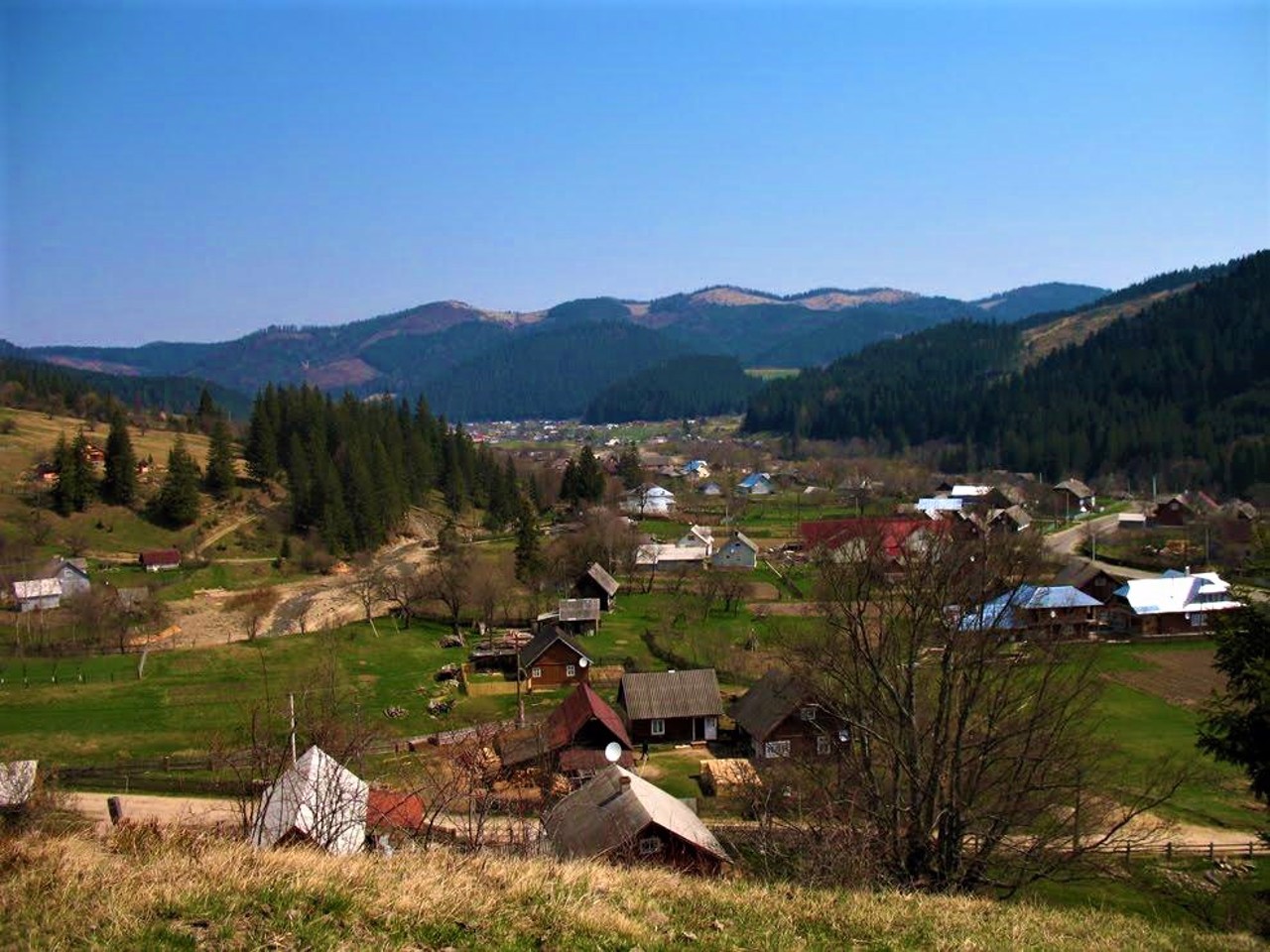 Dolishnii Shepit village