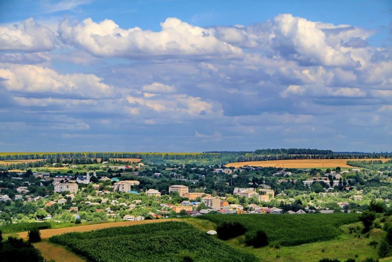 Chechelnyk village