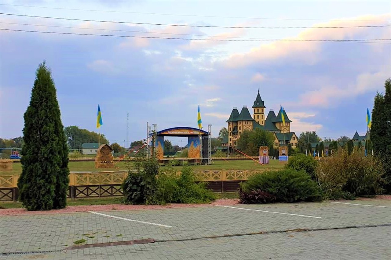 Revakivtsi village