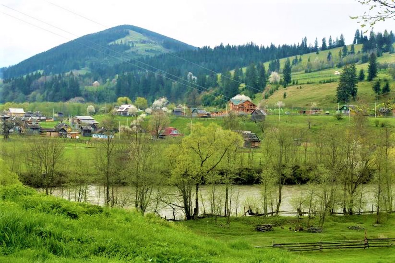 Village Krasnyk