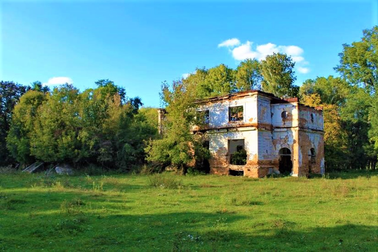 Село Новофастів