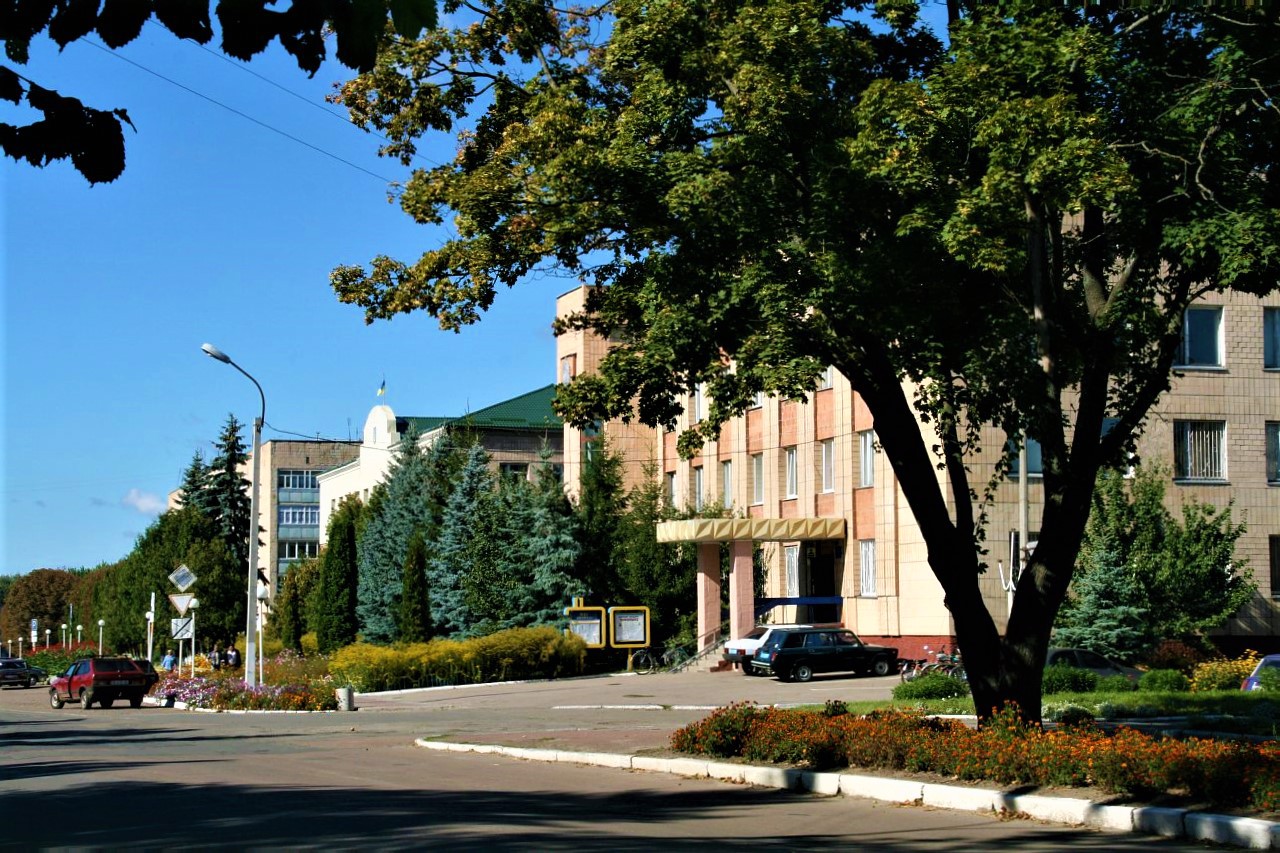 Город Мена