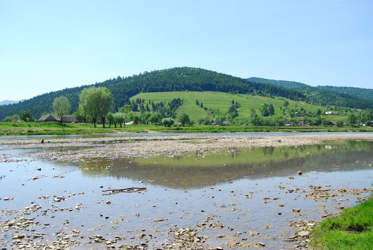 Село Новый Крапивник