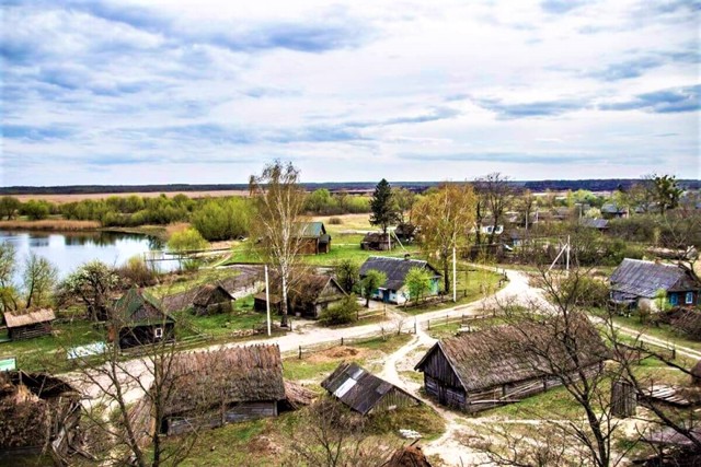 Svalovychi village