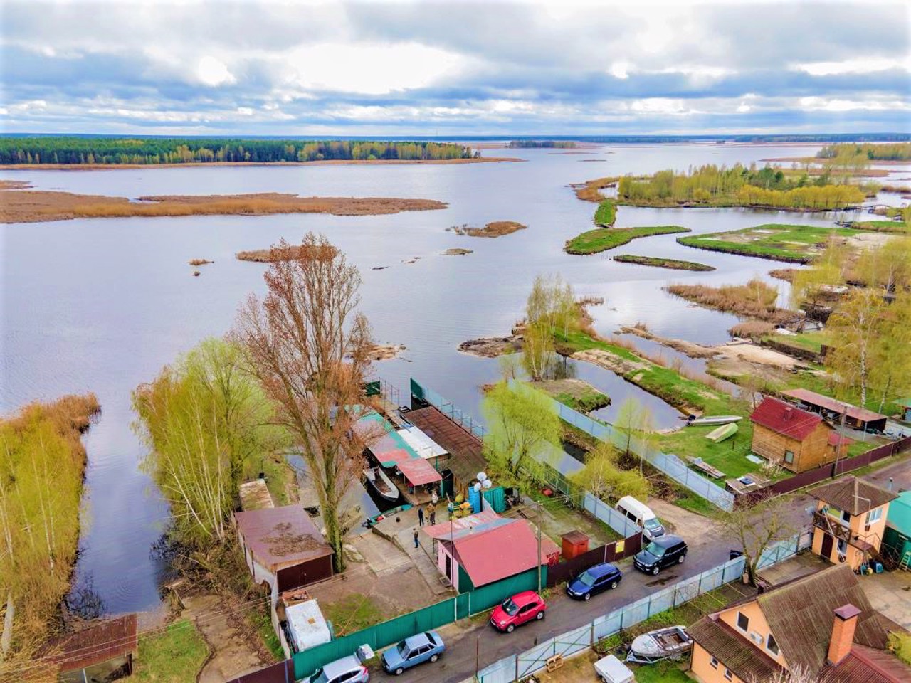 Село Страхолесье