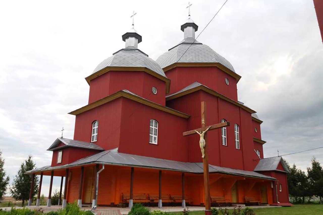 Novosilky village, St. Nicholas church