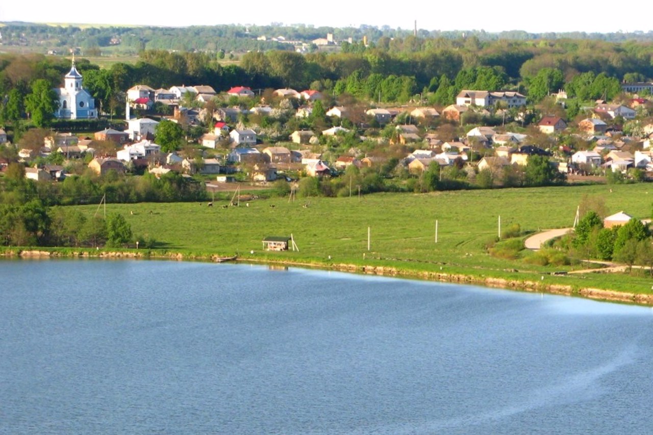 Zashkiv village