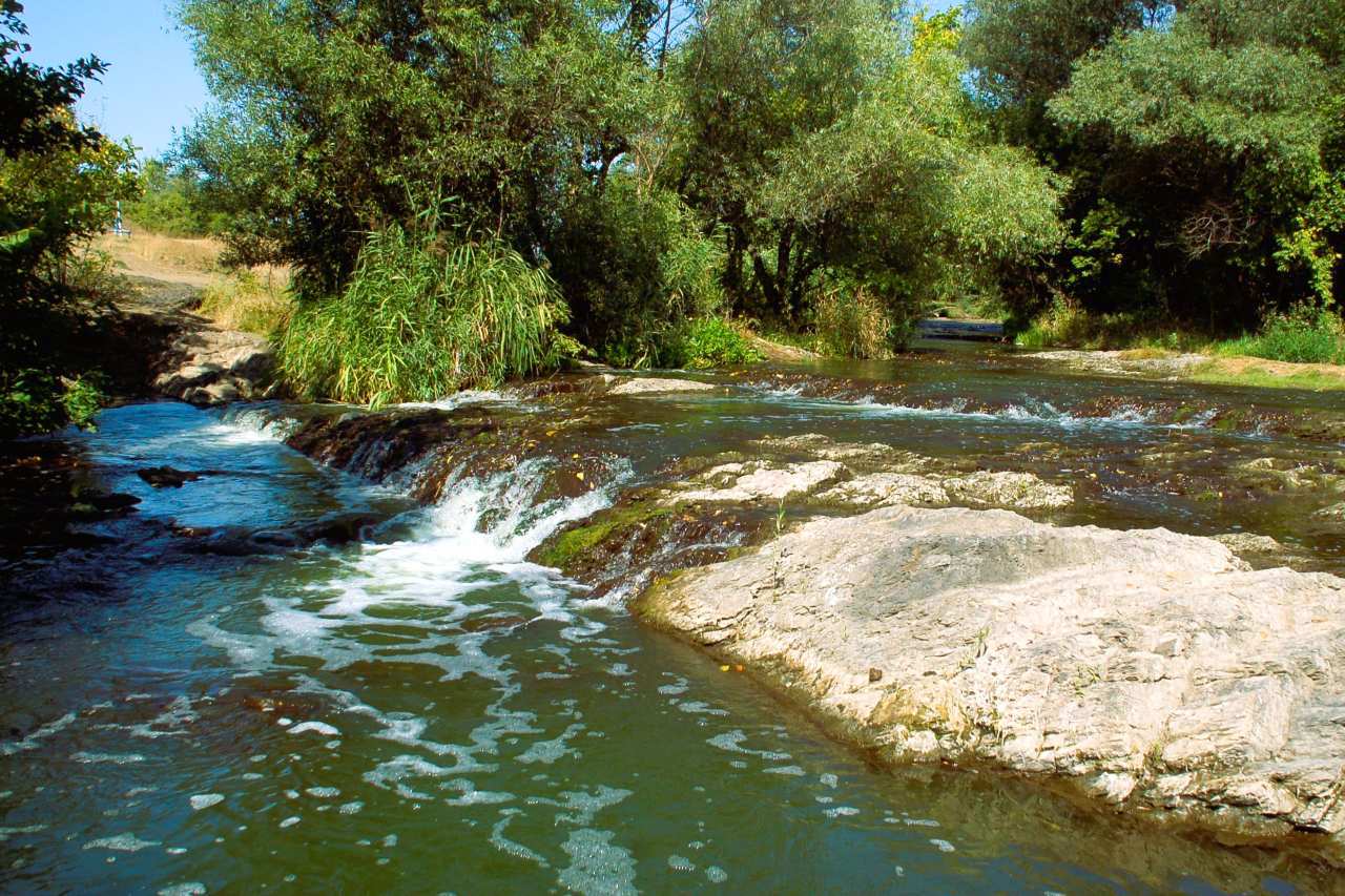Село Садове