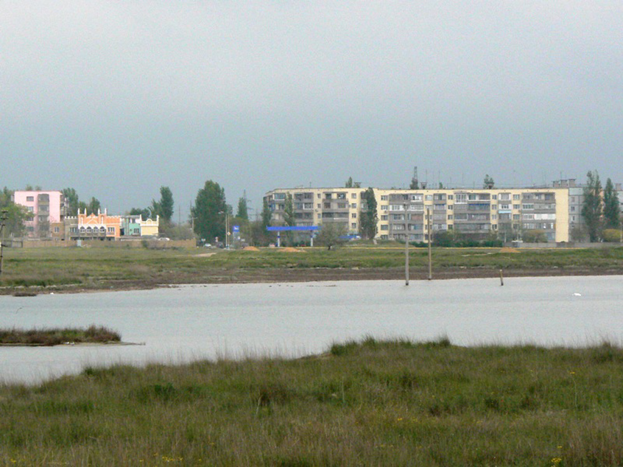 Donuzlav Lake, Myrnyi