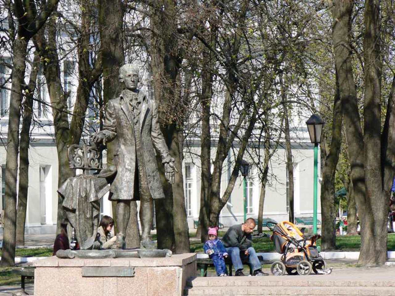 Центральный городской парк, Глухов
