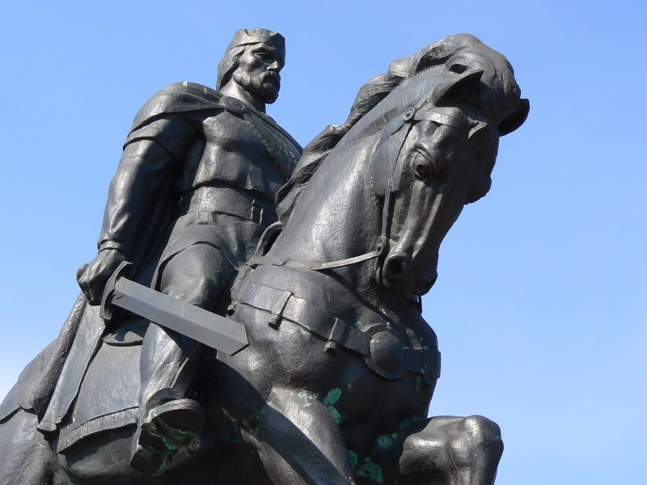 Danylo Halytskyi Monument, Ternopil
