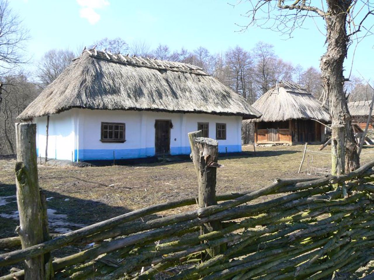 Chernivtsi Museum of Folk Architecture 