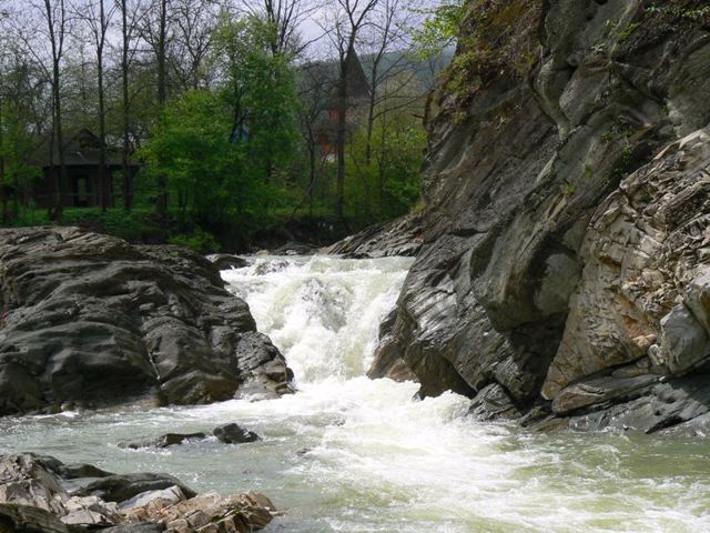 Сріблясті водоспади, Шешори