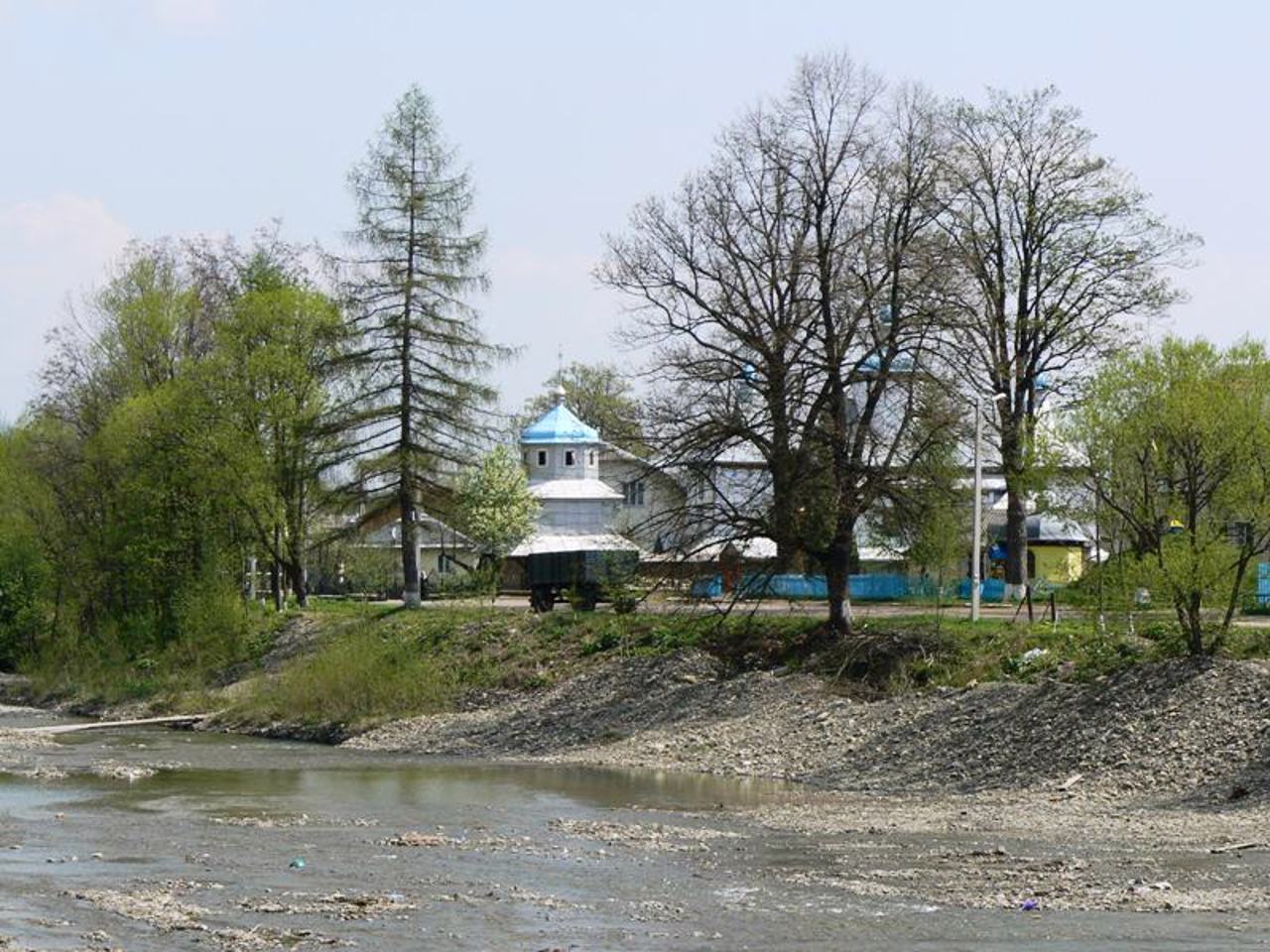 Церковь Покрова Богородицы, Манява