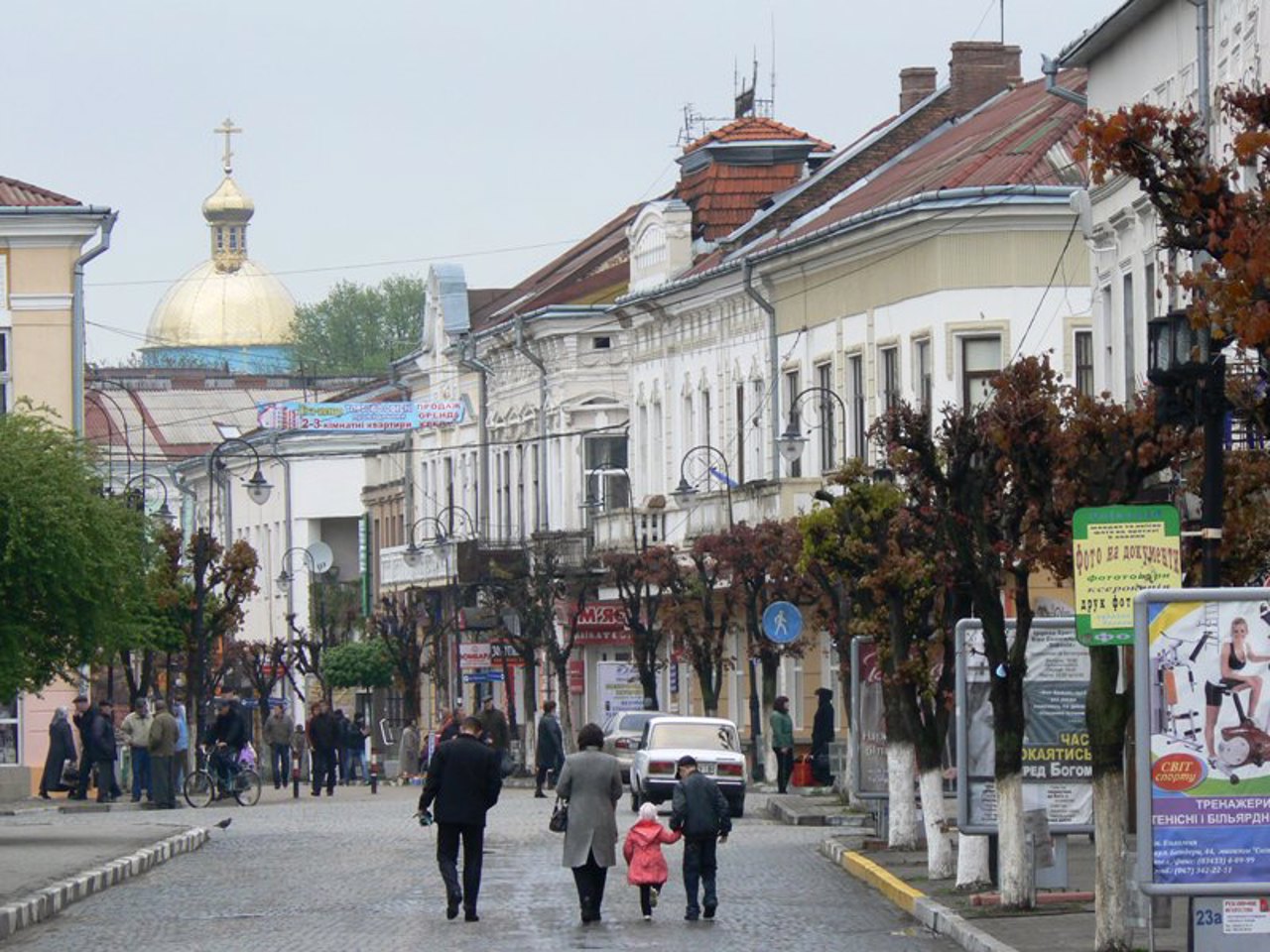 Vidrodzhennya Square, Kolomyia