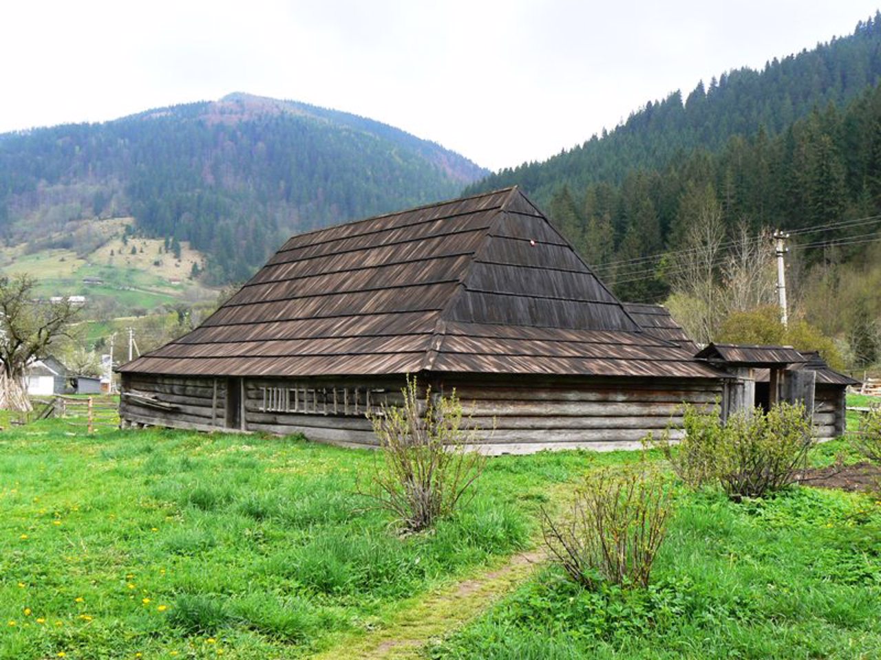 Карпаты Гуцульская деревня