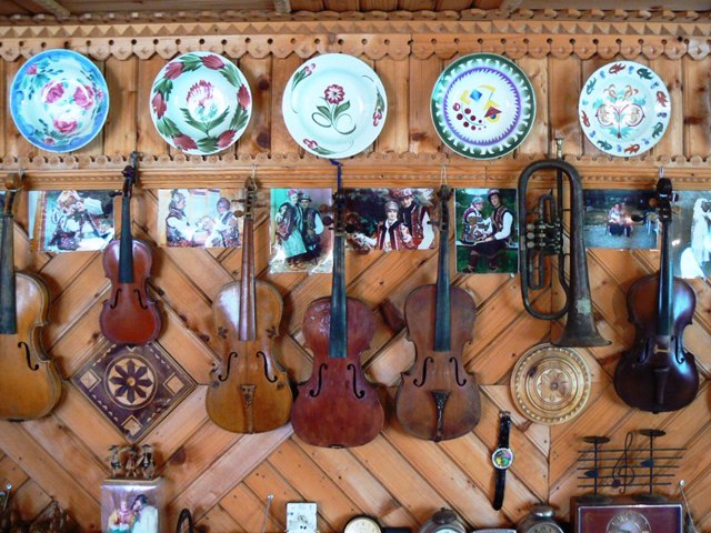 Музей музичних інструментів Кумлика, Верховина