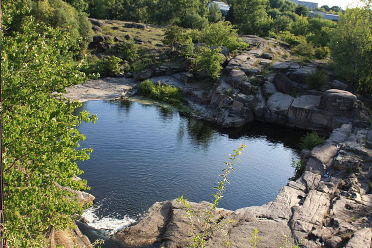 Granite outcropping (Yama), Bohuslav