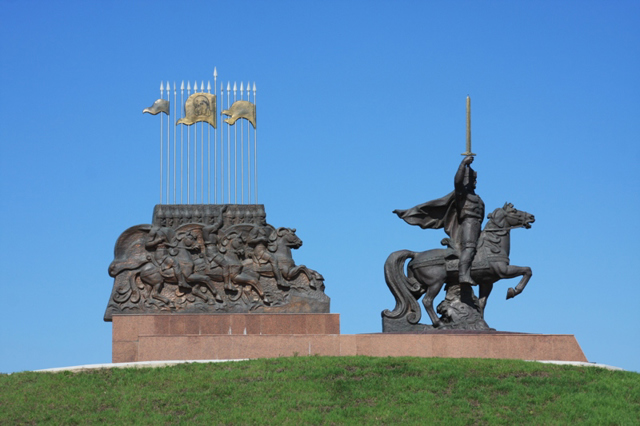 Prince Ihor Monument, Stanytsia Luhanska