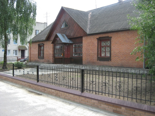 Stara Vyzhivka Museum of Local Lore 