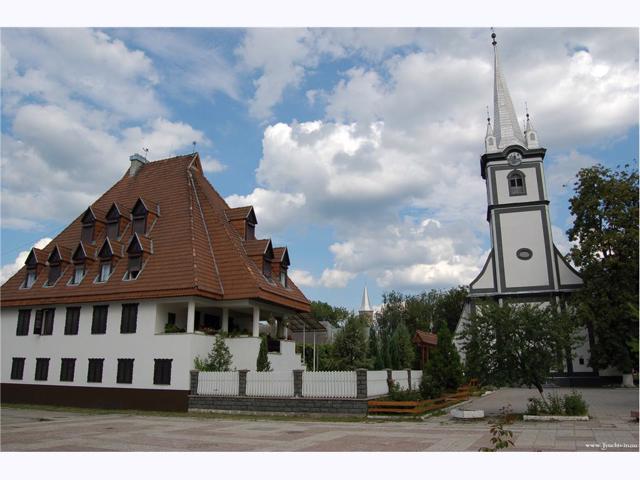 Reformation Church, Tiachiv