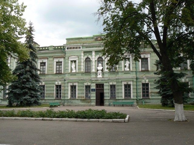 Museum of Ceramics, Myrhorod