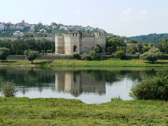 View of Soroky Fortress, Tsekynivka