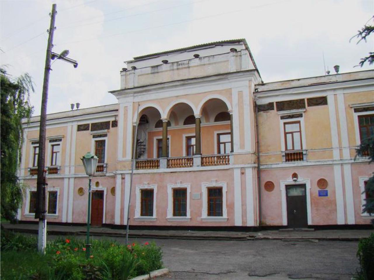 Tsenin Manor, Kotiuzhany