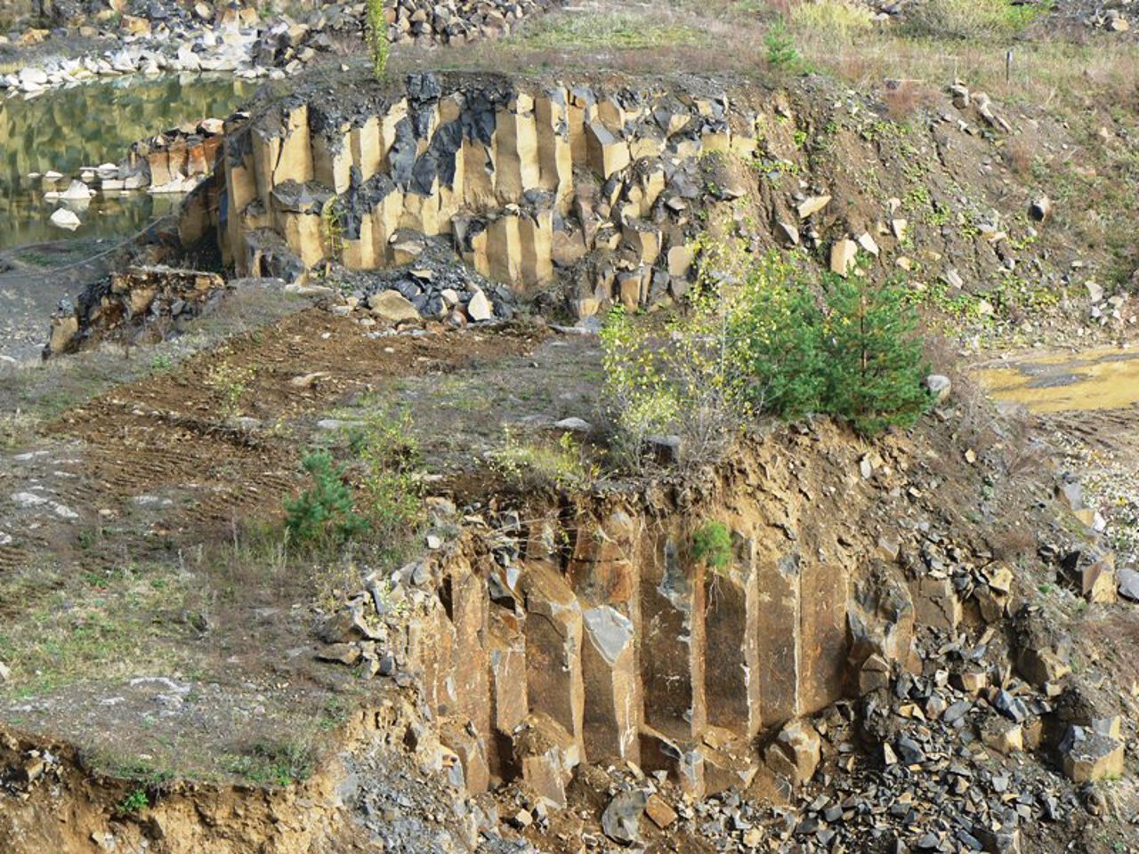 Basalt Pillars, Bazaltove