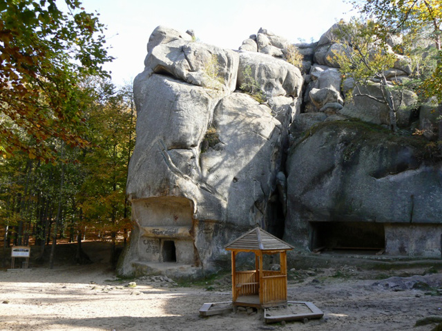 Dovbush Rocks, Bubnyshche