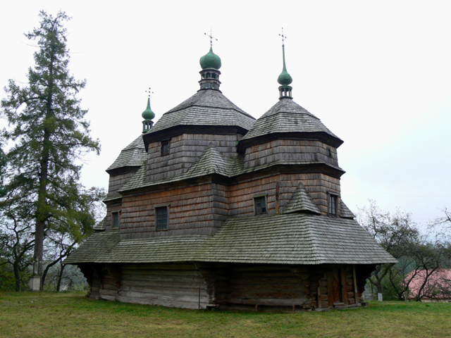 Михайлівська церква, Комарно