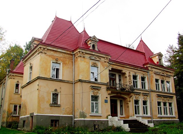 Bal's Palace, Tulyholove