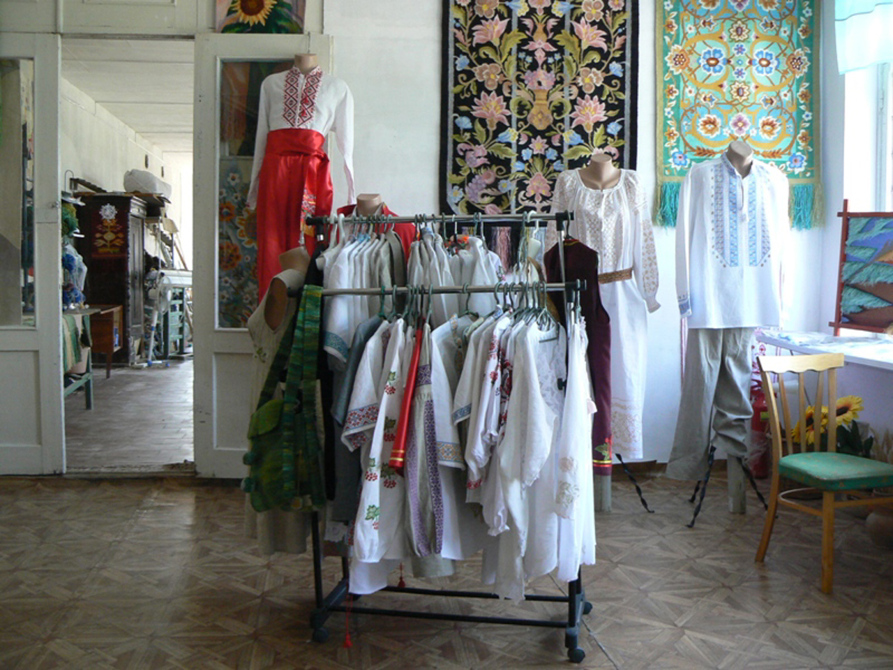 Workshop of artistic crafts, Reshetylivka